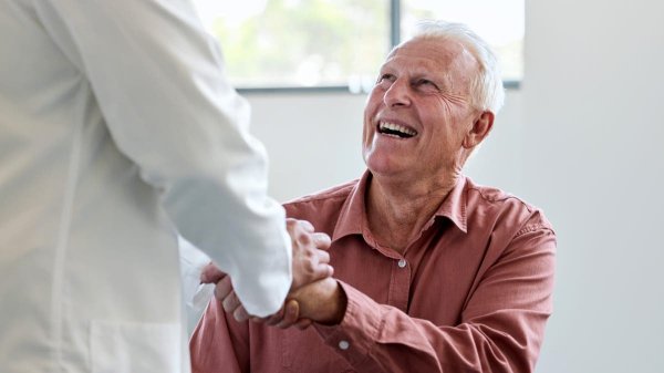 Two cancer drugs show promise in reversing Alzheimer's devastating effects Two cancer drugs show promise in reversing Alzheimer's devastating effects