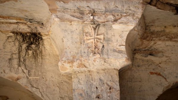 Syrian contractor discovers ancient Byzantine tomb complex during construction Syrian contractor discovers ancient Byzantine tomb complex during construction