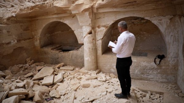 Syrian contractor discovers ancient Byzantine tomb complex during construction Syrian contractor discovers ancient Byzantine tomb complex during construction