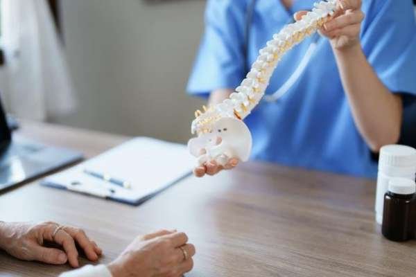 Stem cells from body fat may repair spinal fractures Stem cells from body fat may repair spinal fractures