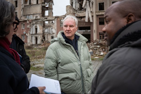 Ukraine suffering continues as electricity is cut for days amid ongoing Russian attacks
Ukraine suffering continues as electricity is cut for days amid ongoing Russian attacks