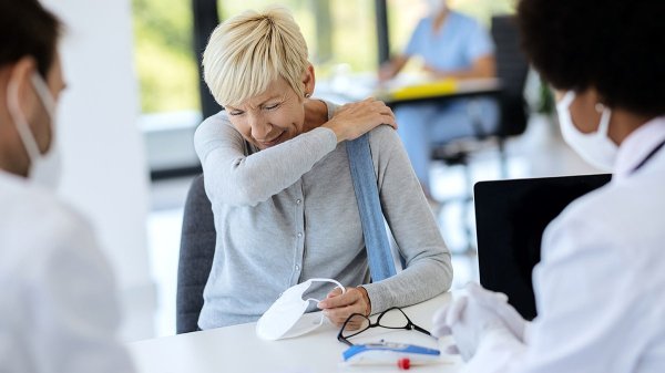 Researchers locked flu patients in a hotel with healthy adults &mdash; no one got sick